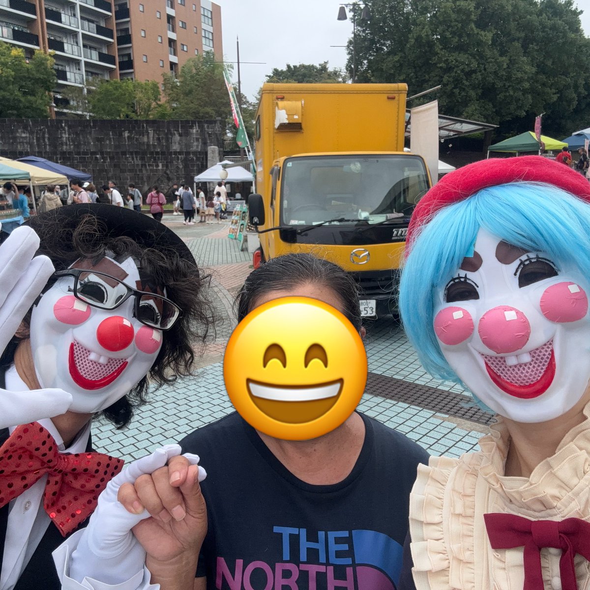 doremifa_kk's tweet photo. 南大沢めだかフェスが台風予報のため19日のみとなってしまいました。
めだかやキッチン��ーなどもあり、みんなが楽しめるイベントでしたのでとても残念です。

雨が降ったり止んだりでしたが見てくださった皆さまとご縁をいただけて本当に嬉しく、楽しい1日となりました♬
ありがとうございました♬ https://t.co/lVf7FYowYV