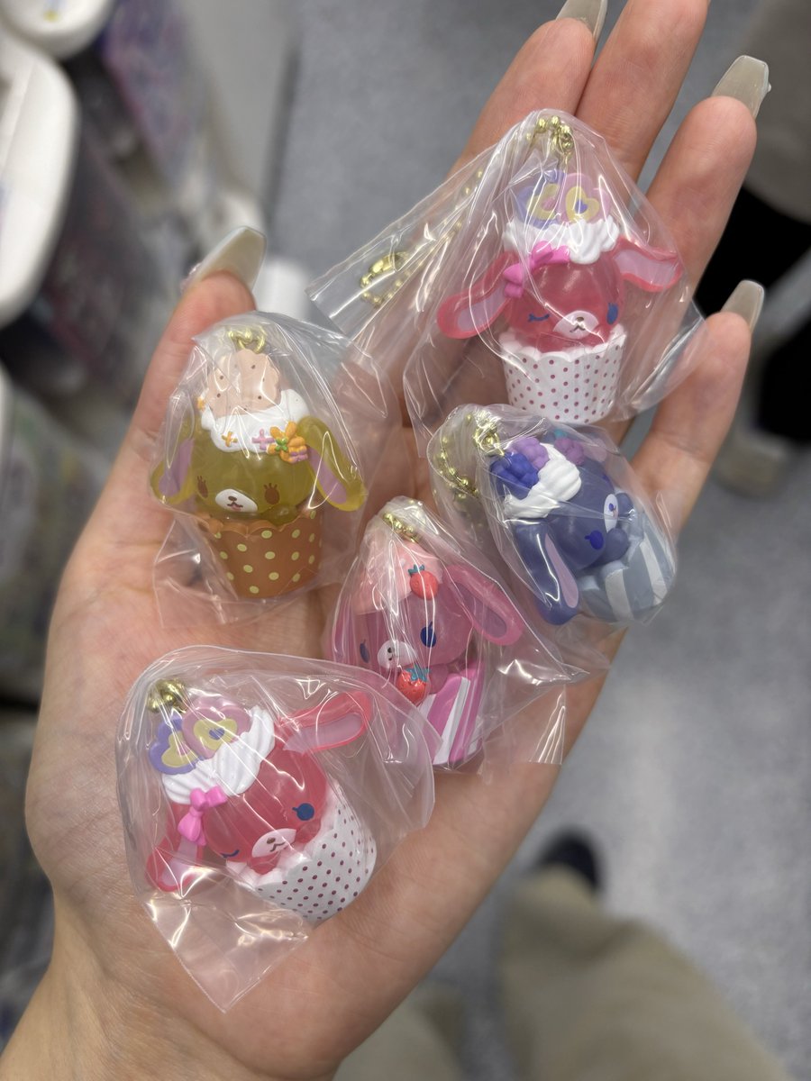 mqrl_6's tweet photo. @kaaaaaaapaa 検索より失礼いたします。

ストロベリーうさ所持しております。
しろうさとの交換可能でしょうか？

ご検討よろしくお願いいたします！ https://t.co/Z4kEse0zoD