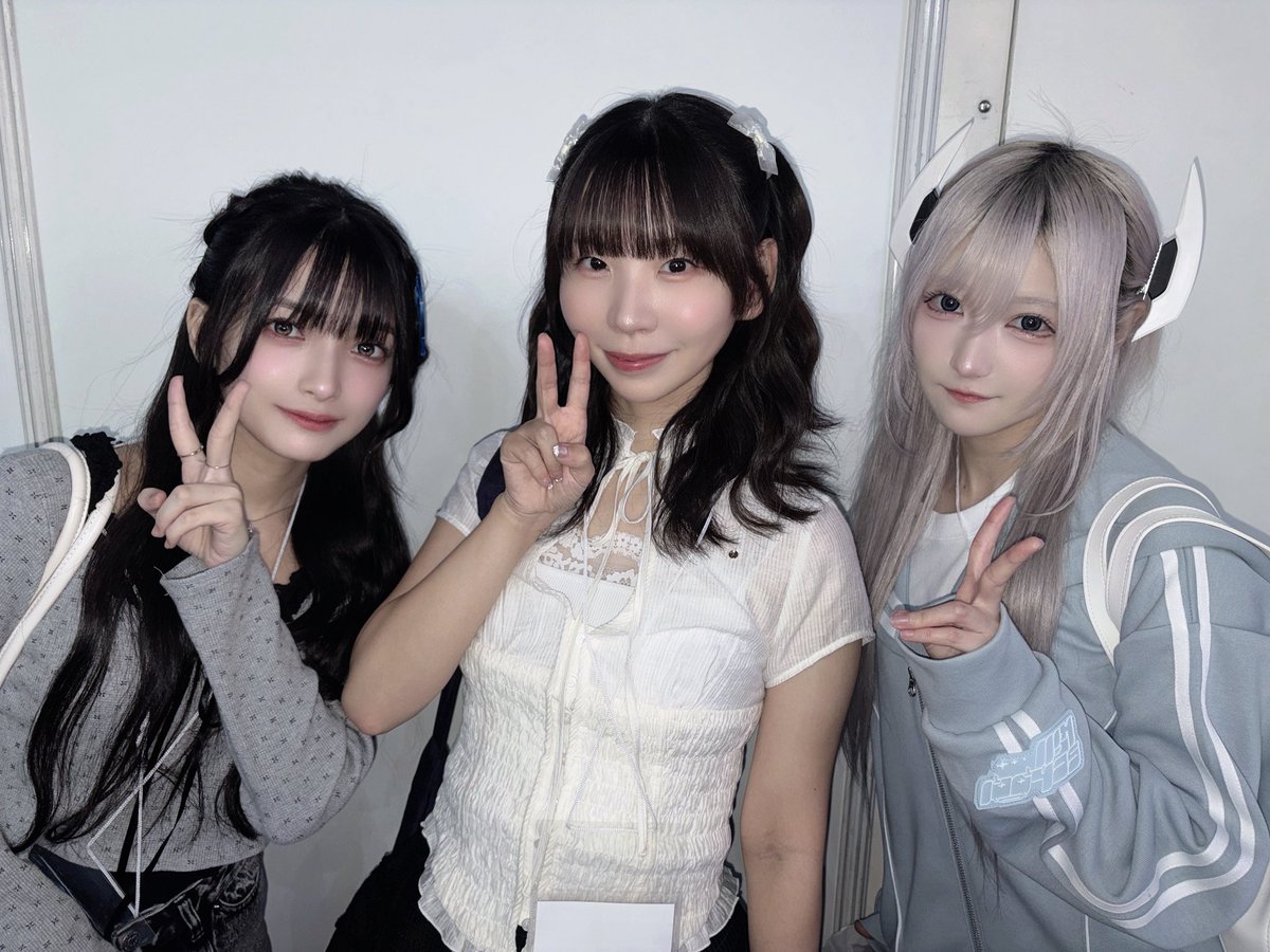 hiruta_airi's tweet photo. ステージ終わりにみりんさんと遭遇したよ〜！
前から可愛い人きたと思ったらみりんさんだった、これって運命？？？

#TGS2026 https://t.co/6MonE6VzFQ