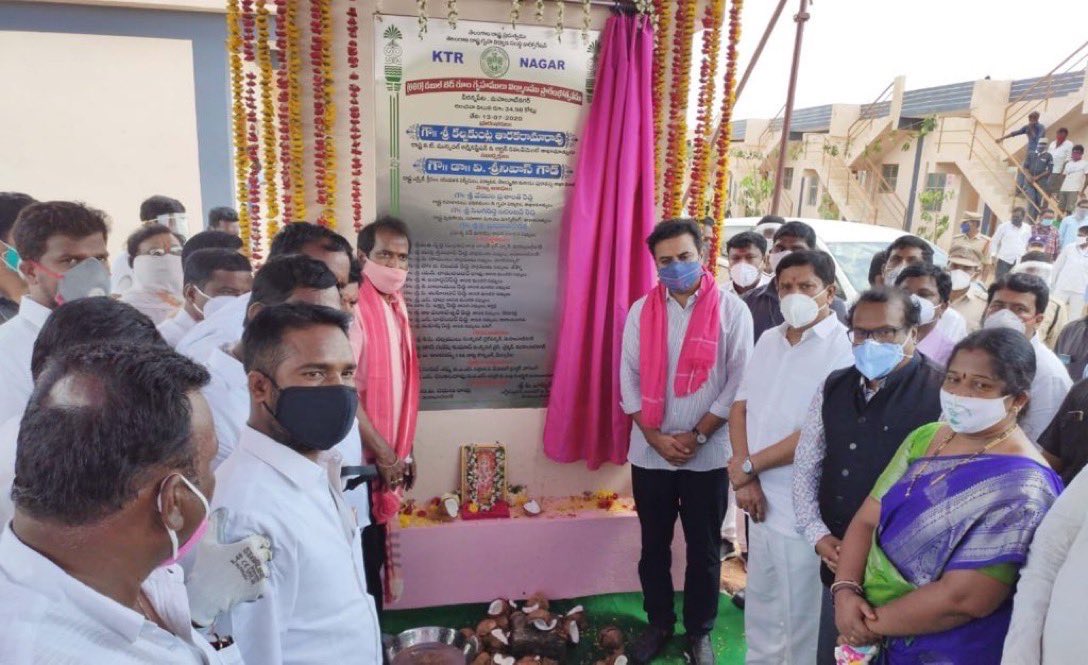 revanthreddy_67's tweet photo. KTR Nagar :
సరే కానీ అదే స్పిరిట్ తో ఈ నగర్ కి
పేరు ఏముండాలో చెప్తే బావుండేది కదా కిరణ్ భాయ్ ..

జూపల్లి జూలో  పిల్లిలా నటించకు… https://t.co/J5CMZuGHX3