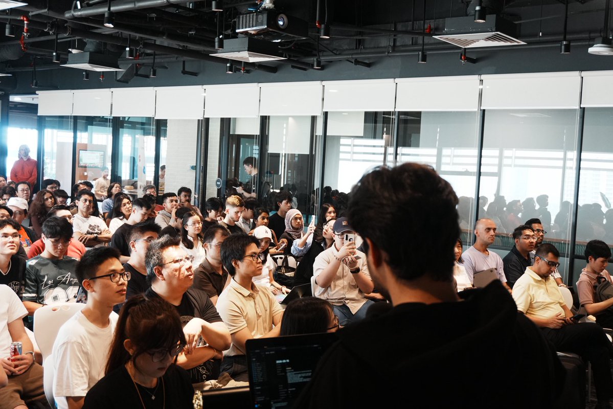 mohtashamdotdev's tweet photo. take from Kuala Lumpur @bot meetup:

Grok Bot isn’t just for engineers.

SpaceXAI meetup last night: 400+ signed up, 200 in the room, ~100 built, ~20 demoed. Biggest Grok Bot event so far. First after Cursor got acquired.

Non-technical people ran the use cases.
That wasn’t a side note. That was the night.