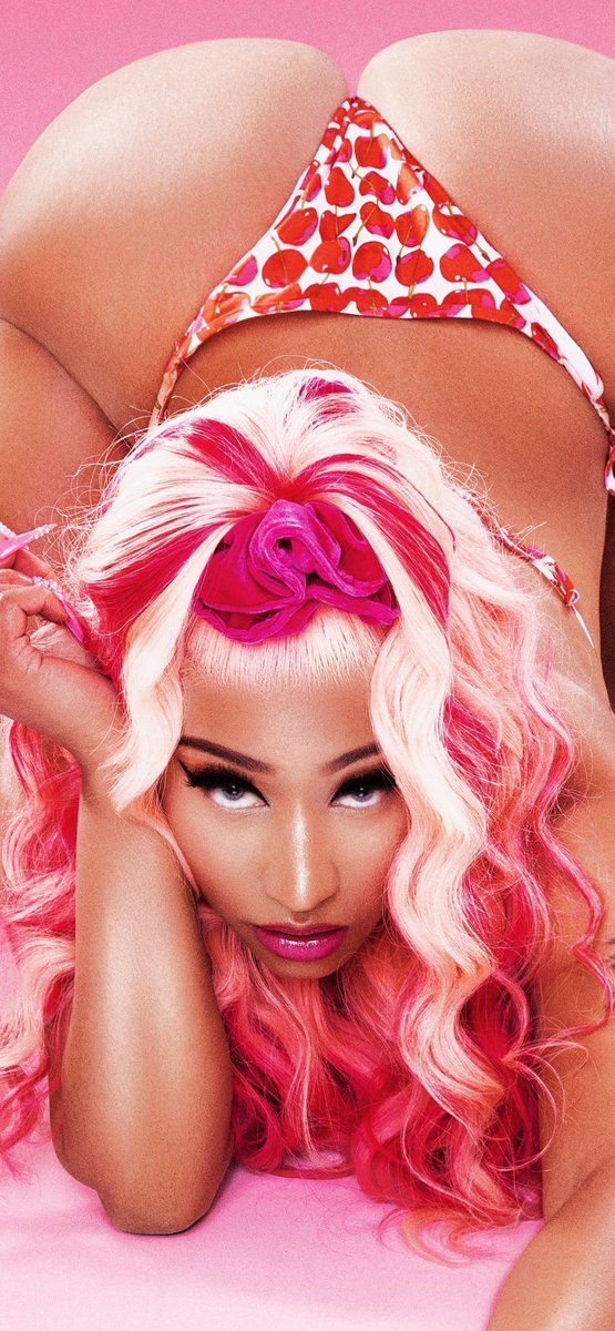 AsherTshaka's tweet photo. Nicki minajs sexy and hot ass is so edible https://t.co/Yq6Z9FXZo0