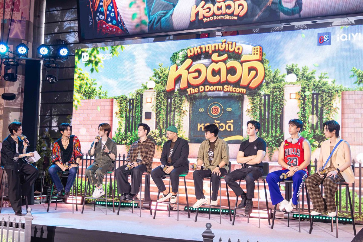 DomundiTV's tweet photo. จบลงไปแล้วสำหรับงานมหาฤกษ์เปิดหอตัวดี The D Dorm Sitcom 🏢✨

ขอขอบคุณแฟนคลับทุก ๆ คนที่มาร่วมเป็นส่วนหนึ่งของความทรงจำแสนพิเศษนี้ไปด้วยกัน ขอขอบคุณทุกกำลังใจจากทางบ้าน 🥰

ฝากทุกคนติดตาม “หอตัวดี The D Dorm Sitcom” พร้อมกันทุกวันเสาร์ เวลา 18.00 น. ทางช่อง one 31

และดูออนไลน์ เวลา 19.00 น. บนแอป iQIYI และเว็บ https://t.co/p02MncwtnL 🙏🏻

D DORM SITCOM PREMIERE
#มหาฤกษ์หอตัวดี