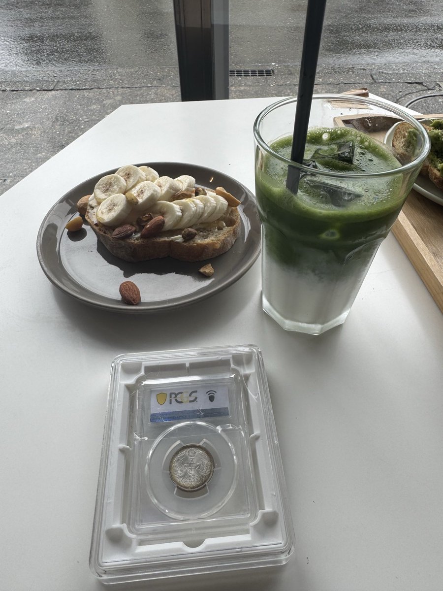 J_Coin_C's tweet photo. 今日の昼ご飯はこれでした。 https://t.co/4ldjaInKq5