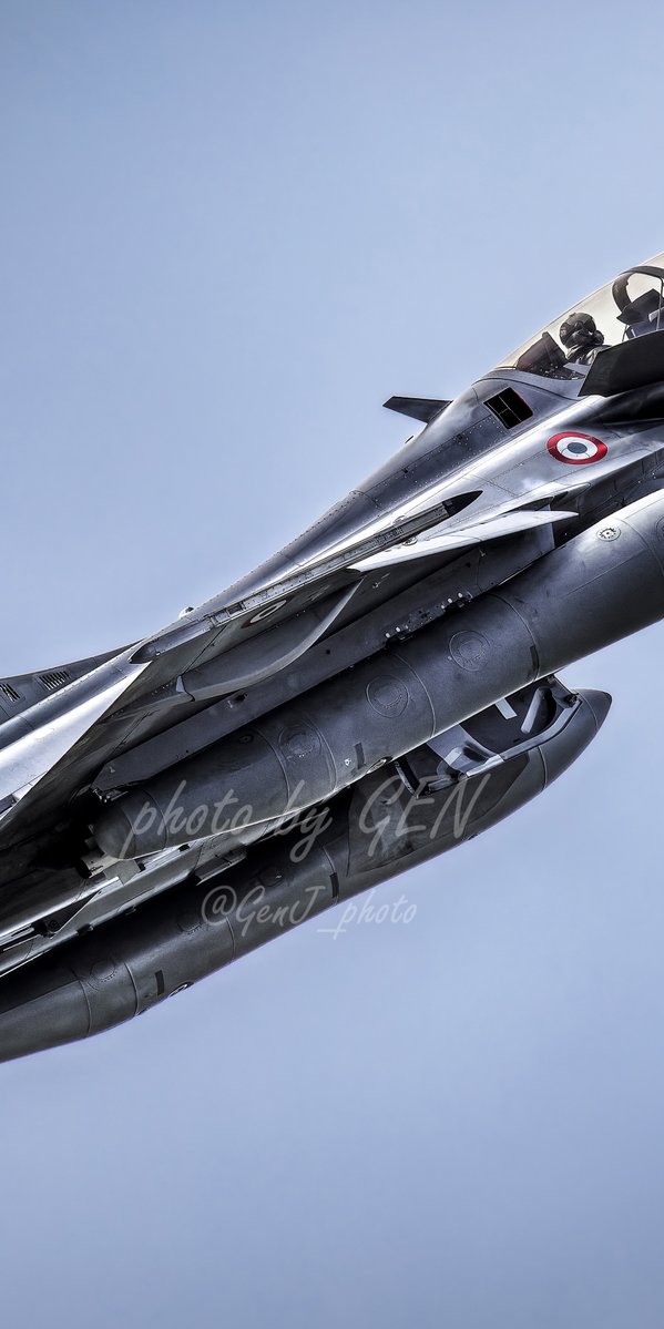 GenJ_photo's tweet photo. 18日に唯一撮れたラファールのハイレート
#百里基地 
#Rafale 
#PEGASE26 https://t.co/QcpGJJeXAm