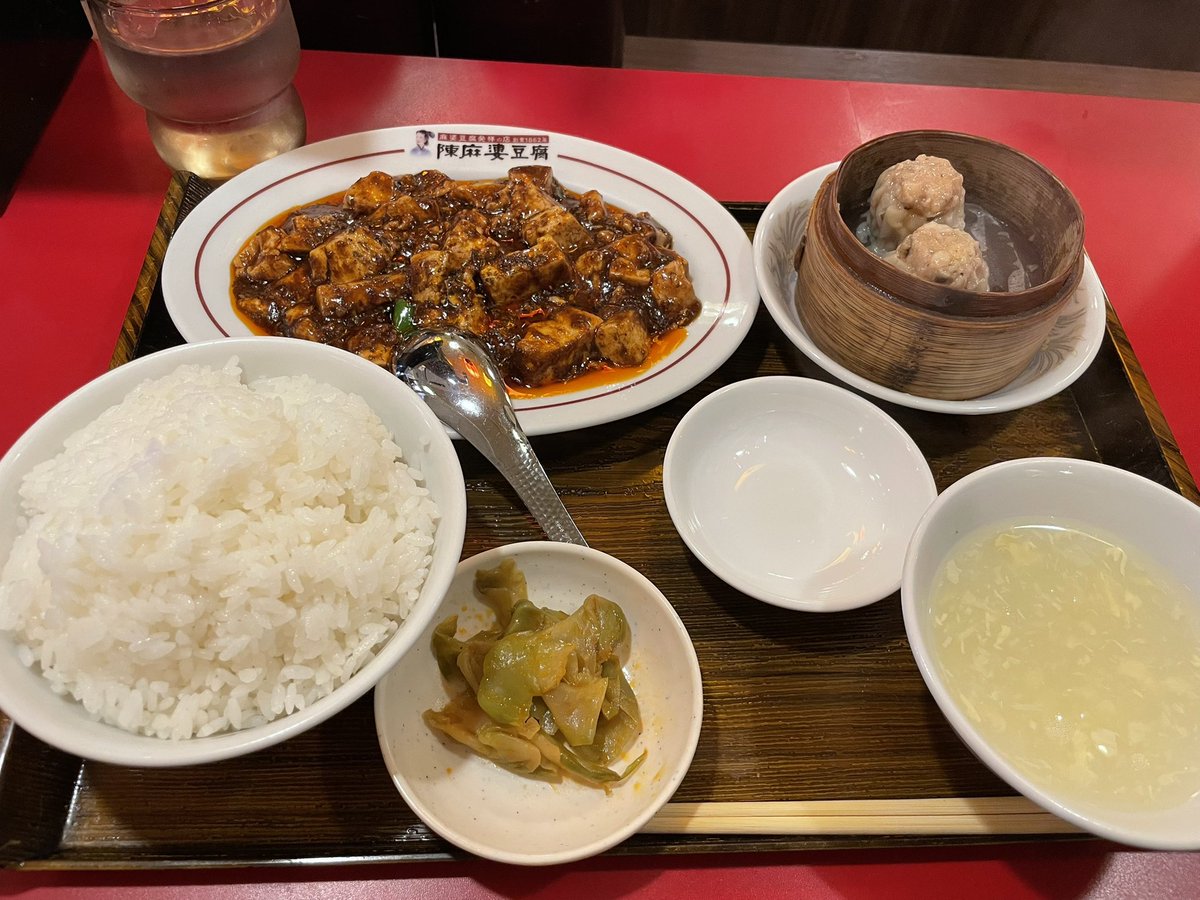 hikikominogen's tweet photo. 今日の昼飯
・陳麻婆豆腐
・(辛ｽｷﾞて舌が)痺れる!痺れる!😫 https://t.co/v3eJ5mNku1