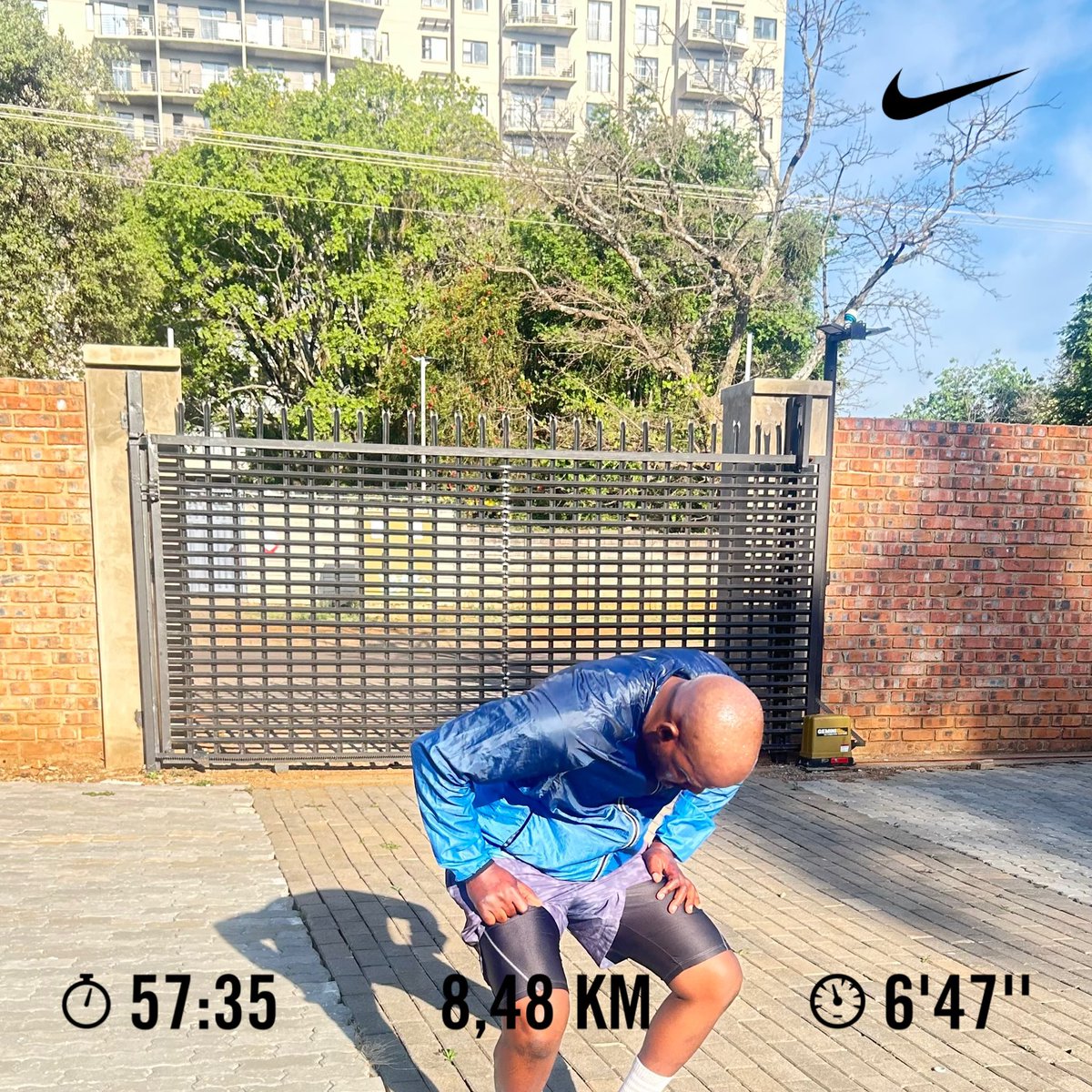 Sbu_Mashobane's tweet photo. Easy is an effort, not a pace
Sunday morning run
#FetchYourBody2026
#SundayRun https://t.co/3CjQTUlOKf