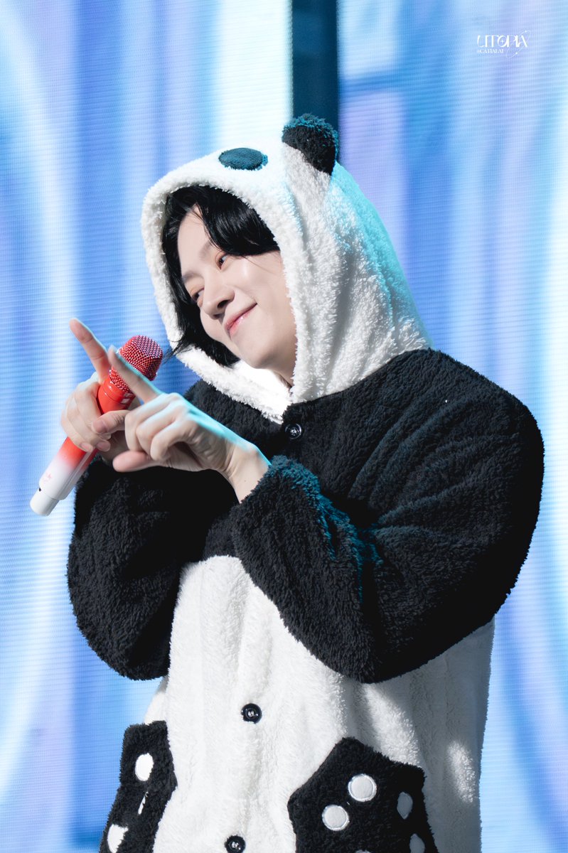UTOPIA_SJ's tweet photo. 사랑스러운 판다철이 (՞𓏼ᐢ ᵕ ᐢ𓏼՞)❤️

📸 20260919 SUPER JUNIOR-83z FANCON TOUR [1983] in MACAU 
📍 Studio City Event Center

#슈퍼주니어 #SUPERJUNIOR #슈퍼주니어_83z #SUPERJUNIOR_83z #SUPERJUNIOR_83z_1983 #HEECHUL #희철 https://t.co/DkIjMRPTrz