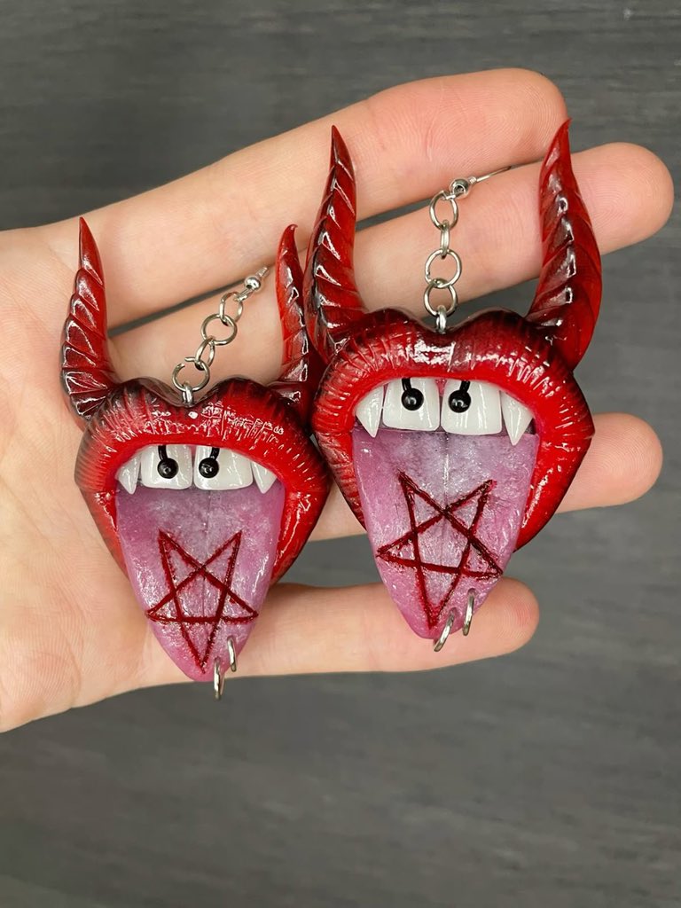 evergreenhues's tweet photo. Cute Polymer clay earrings https://t.co/tMfDteslwS