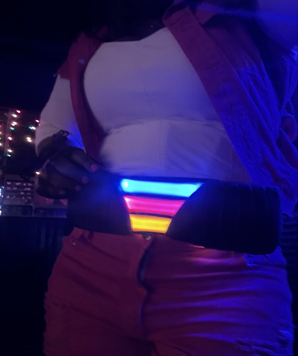 fluidhi's tweet photo. i had a genuinely great time seeing #starbomb tonight in vegas!
Unfortunately however all my stuff in my VIP bag including merchandise i purchased and my Nintendo switch
was taken. Only my mini bag was returned to lost and found. If anyone knows ANYTHING pls help me out! https://t.co/UfnX19pIQz