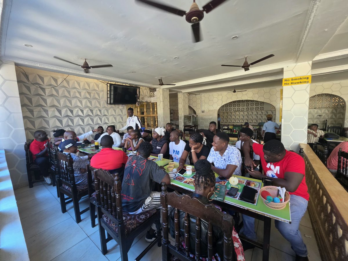 EndooRadio's tweet photo. Pm party getting ready to hit the ground today at the coast region on meet people tour #kijanapower #caleamisi https://t.co/yo4dmZokhi