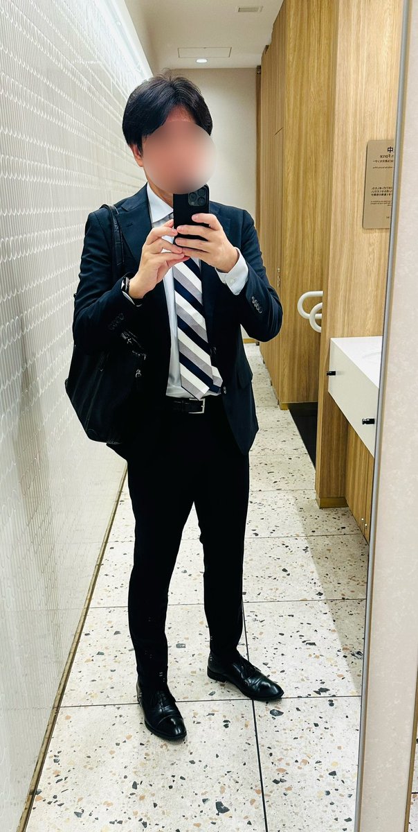 dondon95631's tweet photo. 少しずつ涼しくなってきたので、こんなんですが近いうちにリーマン同士でエッチなことしませんか？ https://t.co/9hbd75FCrv