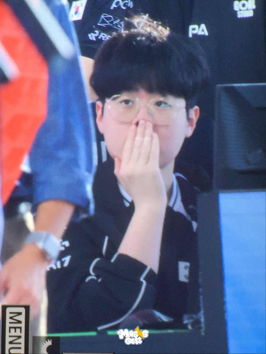 maeng_goo_stone's tweet photo. 260920  Preview

오늘도 파이팅

#제우스 #Zeus #최우제 https://t.co/lJmFdkTAT8