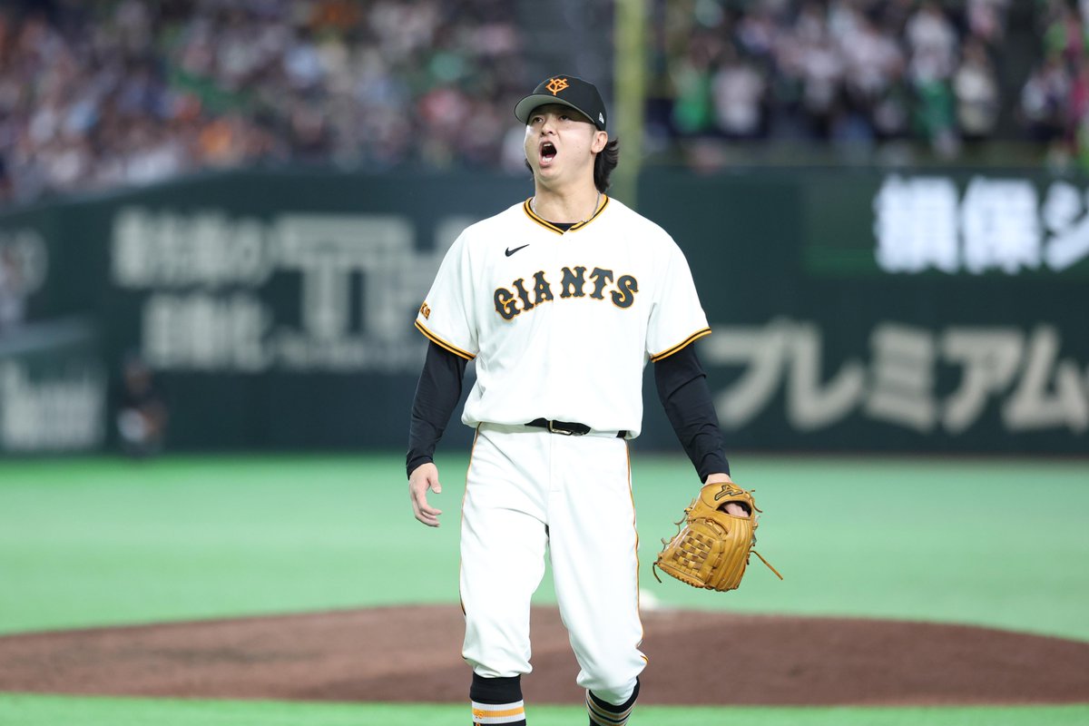 TokyoGiants's tweet photo. 【八回表】巨人 3-2 ヤクルト

4番手で #田中瑛斗 投手が登板。
無死からヒットで出塁を許すも、この回無失点👏 https://t.co/ykmAdXQXlv