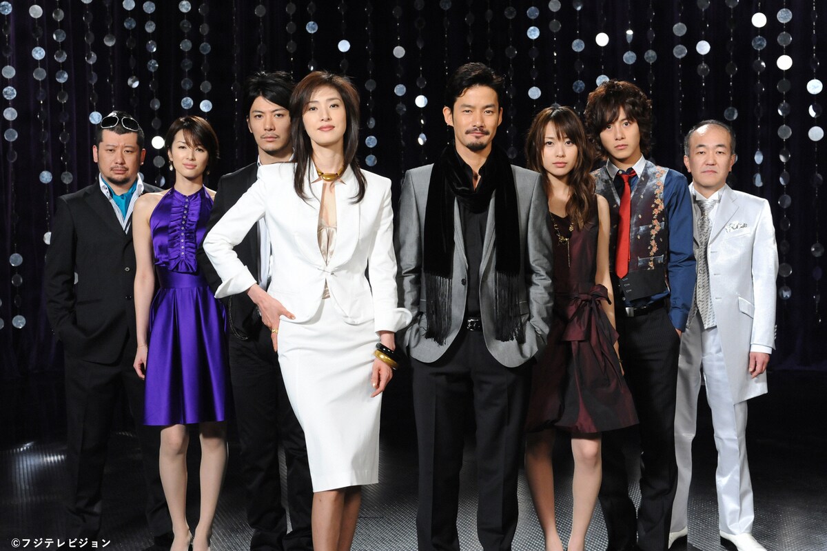 eiga_natalie's tweet photo. 天海祐希主演の刑事ドラマ「BOSS」「BOSS 2ndシーズン」全話一挙放送

共演に竹野内豊、戸田恵梨香、玉山鉄二ら
https://t.co/YdolVN24D8

#BOSS #ファミリー劇場 https://t.co/CtbC51CtlL