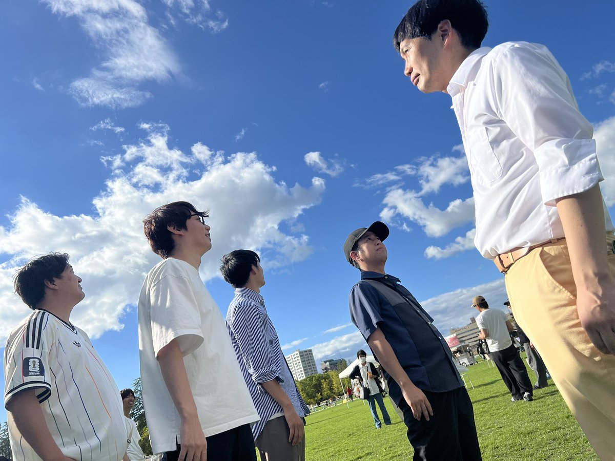 sakaikeita's tweet photo. 仲間とこういう日を過ごしたくて！！！21年辞めませんでした！！！！！

#早坂営業 https://t.co/ey2Vonrp7b