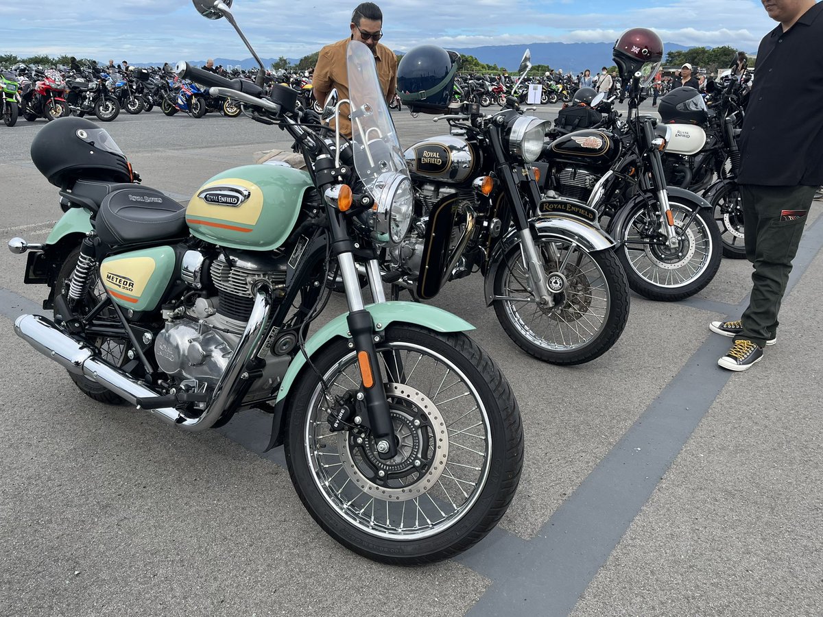 damoe_moto's tweet photo. 別用で早めに帰りましたが、ワンライドありがとうございました！！野生のエンフィがいっぱい見れてたのしかった🥰

#royalenfield
#ロイヤルエンフィールド
#ONERIDE #oneride2026
#meteor350 https://t.co/XygyqvSThn