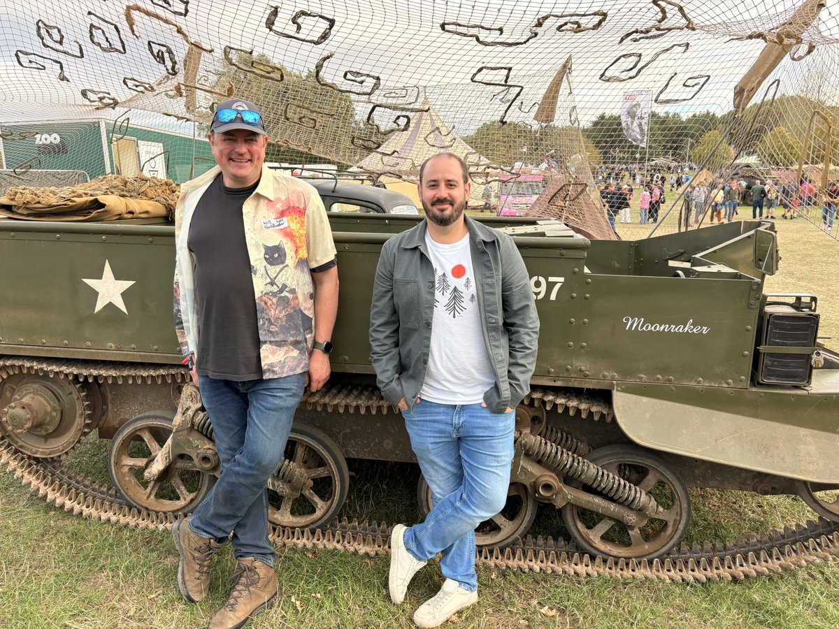 HistoryBowsh's tweet photo. It’s taken me a while to completely settle after a wonderful if emotionally draining weekend at WHWFest. Thank you to everyone who said such kind words and helped me have such a brilliant time, saw lots of talks, @Npteggchaser @forgottenwarpod t shirt, signed some books, had rides in a Windsor carrier and a Sexton, and signed Ryan’s (from the 303 LHG) ‘hinomaru’ where he is getting historians etc to sign it in homage to the one at the Border regt’s section at the Cumbrian Museum of military life. Thank you to all of the @WeHaveWaysPod IC, @RedFiveModels @LordHardThrashe @almurray @James1940 @tonypastor70 @PaulHic80466580 and everyone else I spent time with. Looking forward to next year where it hopefully won’t be as bittersweet.
