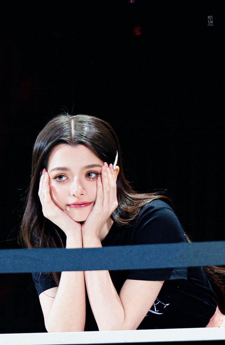 zenobia__'s tweet photo. I hope you remember that just being Becky Armstrong is more than enough for us to be proud, even though sometimes life is not in our control. BecBec, we can see how hard you're working to fix the problem na susu~
Love u always 🤍🪽🫂
@AngelssBecky

#beckysangels 
#beckyarmstrong https://t.co/hcT9RaBgWr