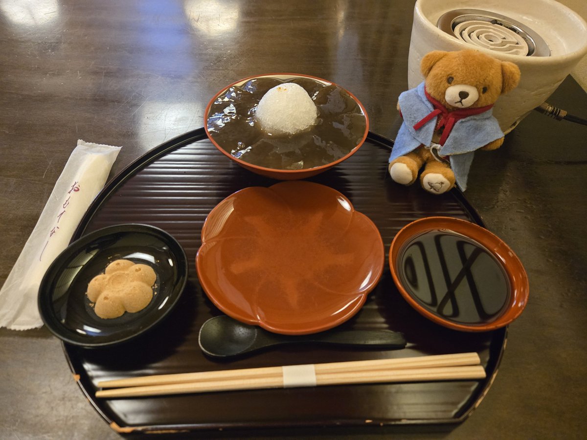 _soi_so's tweet photo. 🔔の前日は京都に行ってました！
有名な甘味処を網羅した🤤 連休前だったから30分しないでどのお店も入れてラッキーだった✨ https://t.co/uHP58D1A5q