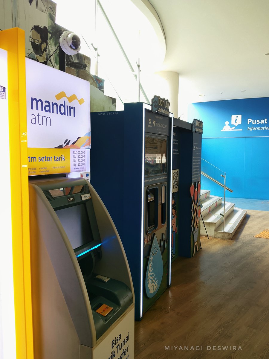 MiyanagiDeswira's tweet photo. Bjir, sekarang di CSW ATM Bank Mandiri ada denom Rp20.000 dan Rp10.000 wkwkwk https://t.co/Frx60dcThE