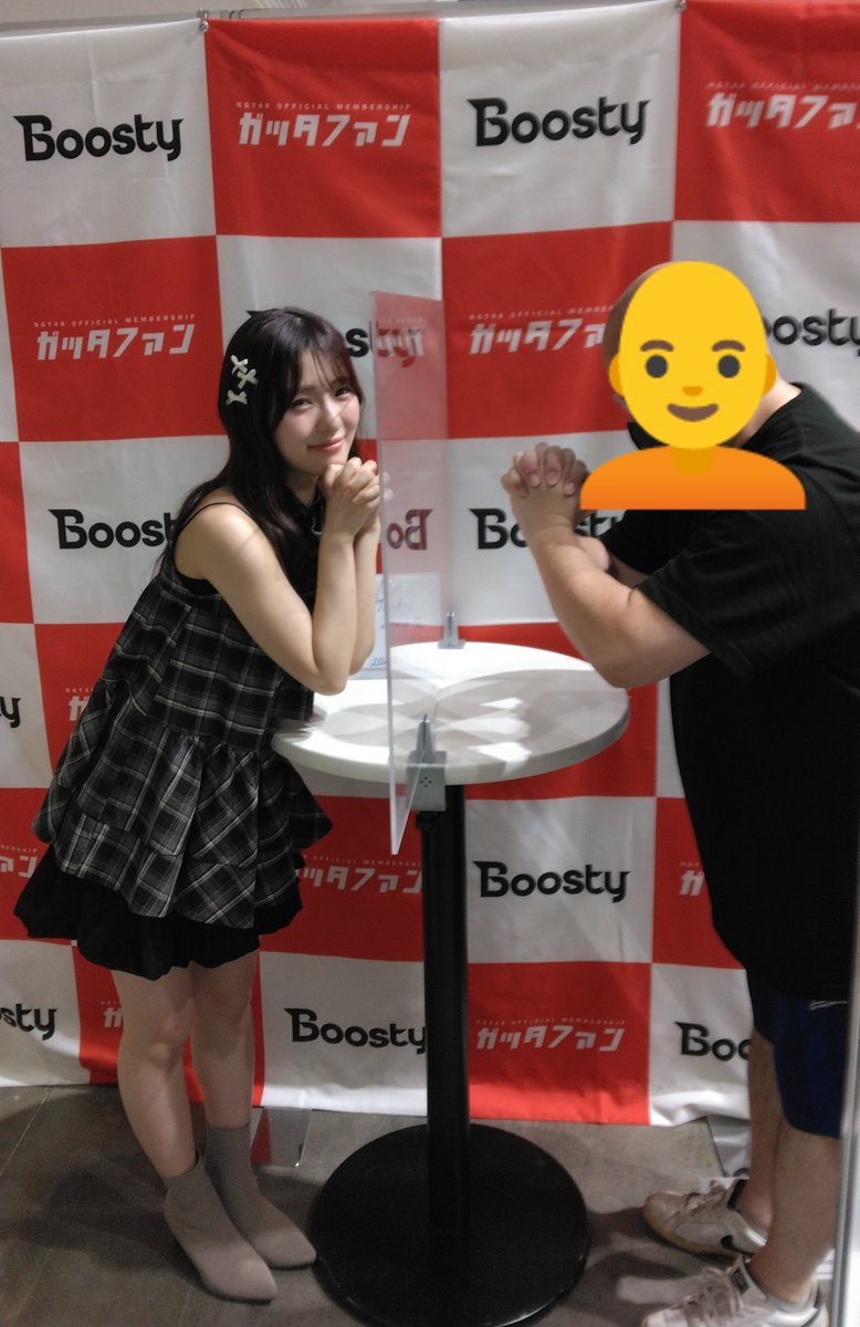 team_nd's tweet photo. 本日の私服ななみん😆
肩だしよきよ。
#大塚七海 さん
#ななみのみ 
#Boostyファンまつり2026 https://t.co/JoAoKNKnwM