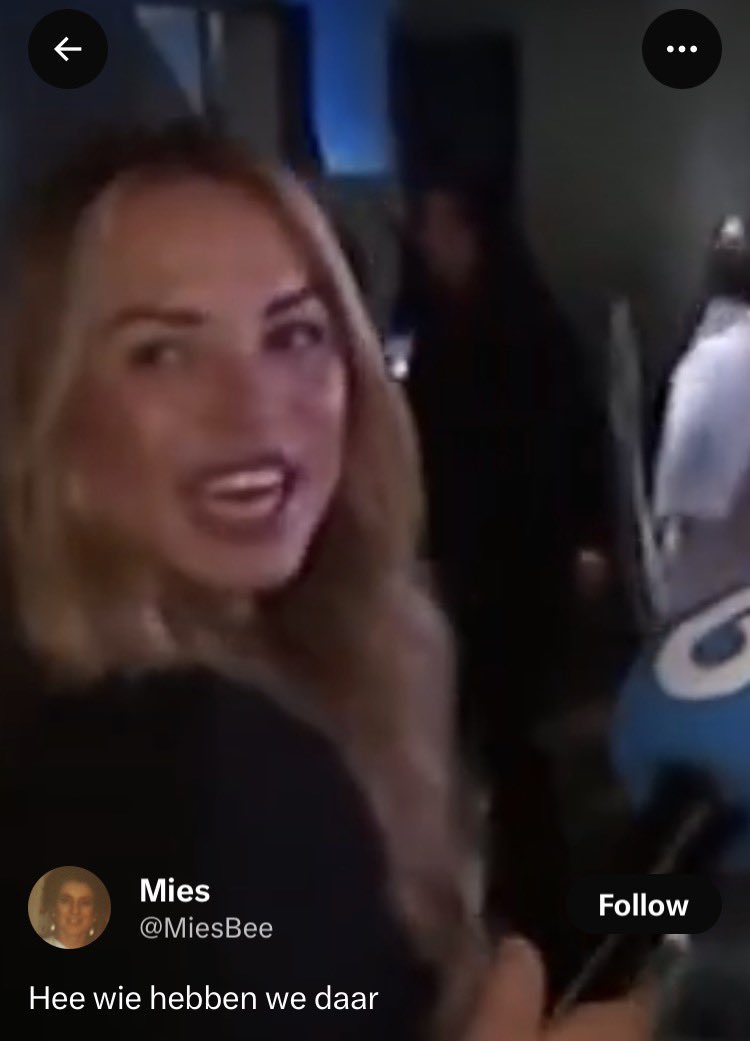 deptofdev's tweet photo. @MiesBee Even spontaan de AI goden gevraagd, ‘Kelly Mexy’ naar het schijnt. https://t.co/ZWHQwosO1n