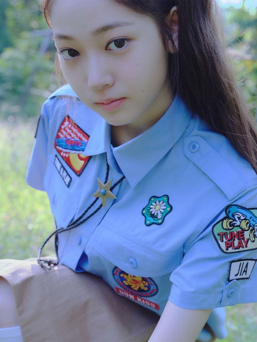 Pcarkjia's tweet photo. Https ://         𝗌𝗂𝗅e𝗇𝗍 ㅤ─ㅤ 𝖽𝖺𝗒𝗌ㅤㅤːㅤㅤㅤ✿︎ blue uniform on, ponytail up, and a little heart ready for another day of adventures. just me, being a scout girl and collecting tiny moments along the way. 🎀💙🌿 https://t.co/1qkHckpPKd