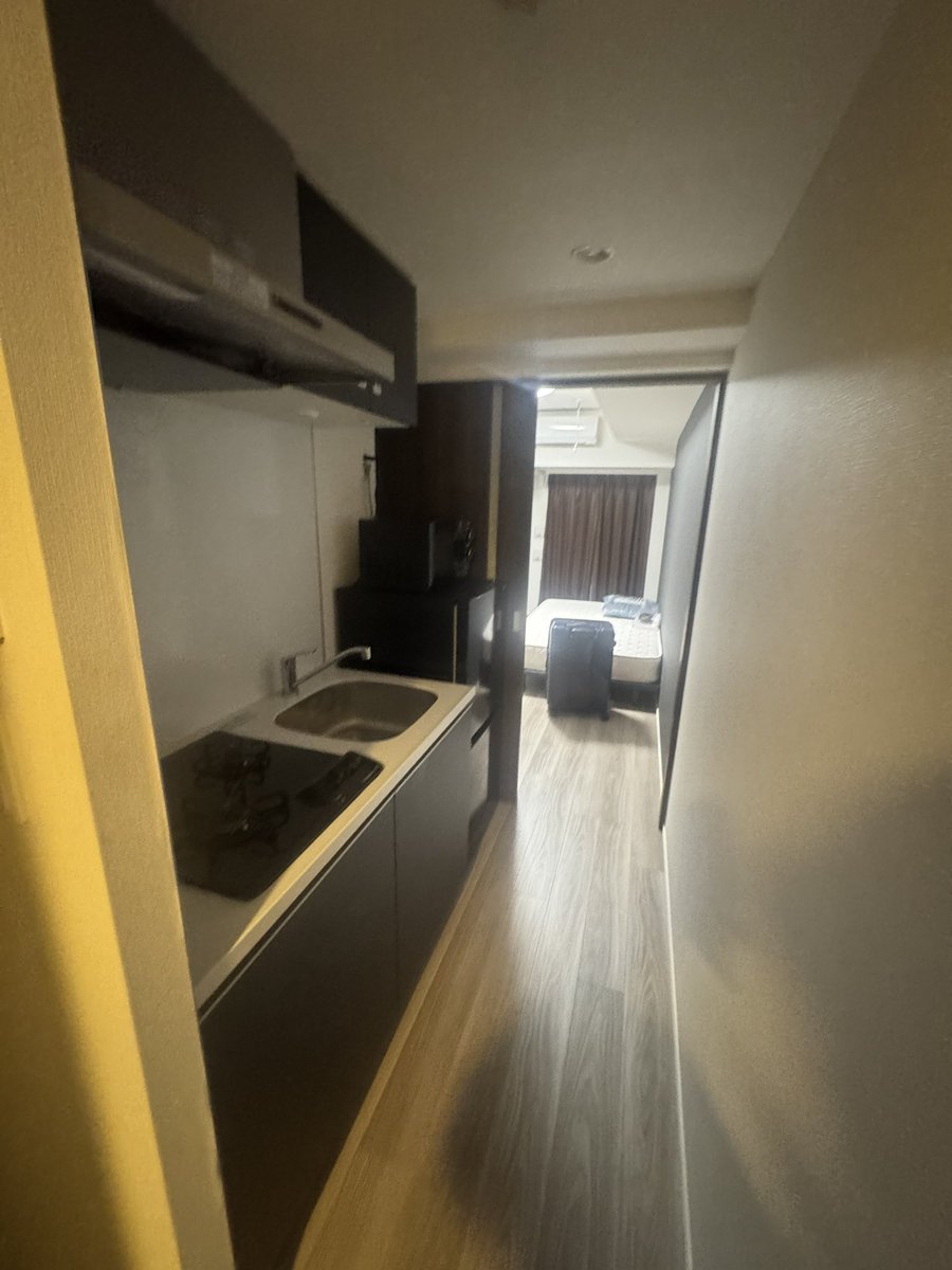 Zj8cHm's tweet photo. ここはメンエスで使われてるマンション？ https://t.co/jycQTaD4Kc
