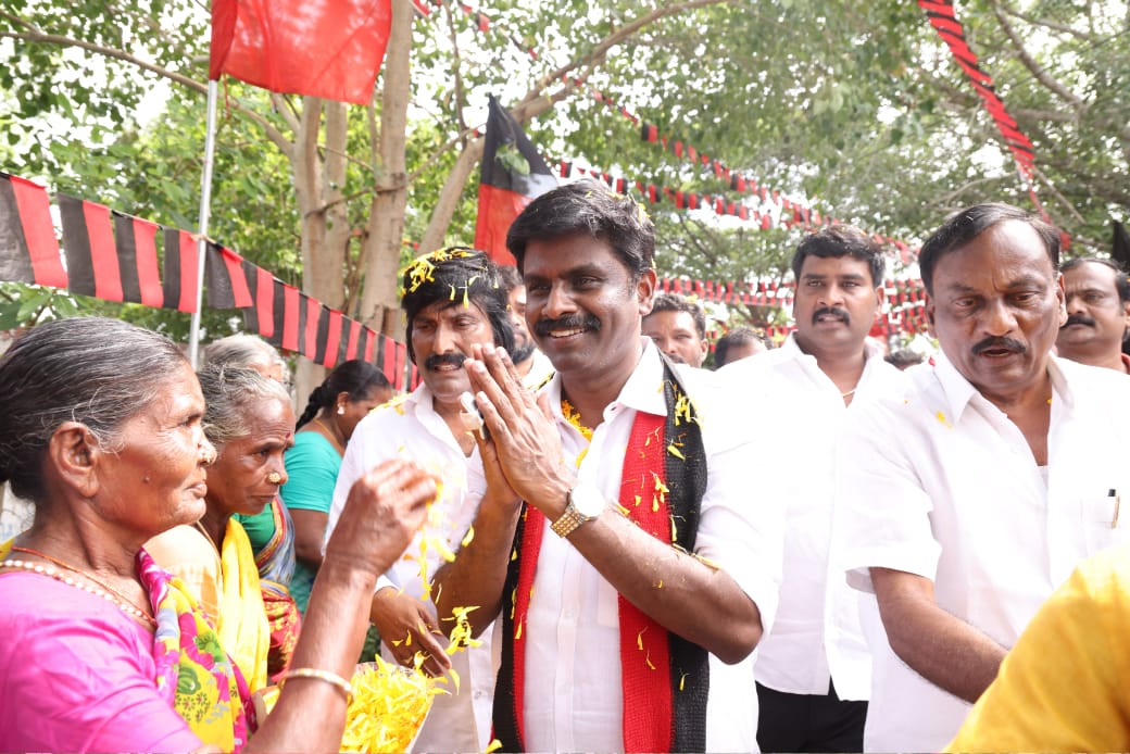 iparanthamen's tweet photo. மதுராந்தகம் சட்டமன்றத் தொகுதிக்குட்பட்ட சித்தாண்டி, மெய்யூர் மற்றும் மாமண்டூர் ஊராட்சிகளில் வாக்குகள் சேகரித்தபோது.

@mkstalin @Udhaystalin @arivalayam @DMKITwing @PEN_Offl @Subramanian_ma  @Dmkmalik1 https://t.co/aT9BaDlHDQ
