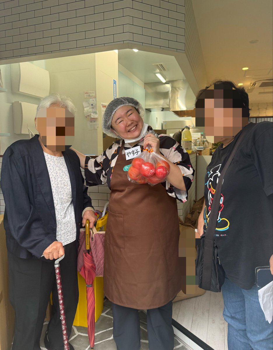 ya_su_mattari's tweet photo. ご寄付もたくさんありがとうございます😊

やす子の契約上
時期により移せない商品がございます、、、
ご了承ください

#やすまったり
#子ども食堂 https://t.co/P924HDz32g