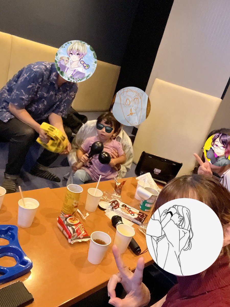 hanayukicute's tweet photo. リグマ上京にともない、聖さんも召喚して、ゆえカルﾑﾁｭﾒとわちゃわちゃカラオケ🎤
たのしかったねー！！ https://t.co/MX9X8f8rXU