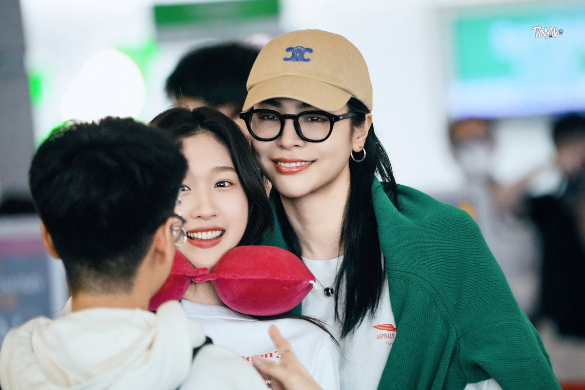 kasontam0k's tweet photo. 🤣😂🤏

FAYEATOM KAOHSIUNG FANMEET
#FayeAtomFMinKaohsiung
#FayeAtom
#FayePeraya #AtomPariya
#FabelEntertainment https://t.co/zOdCoAzctn
