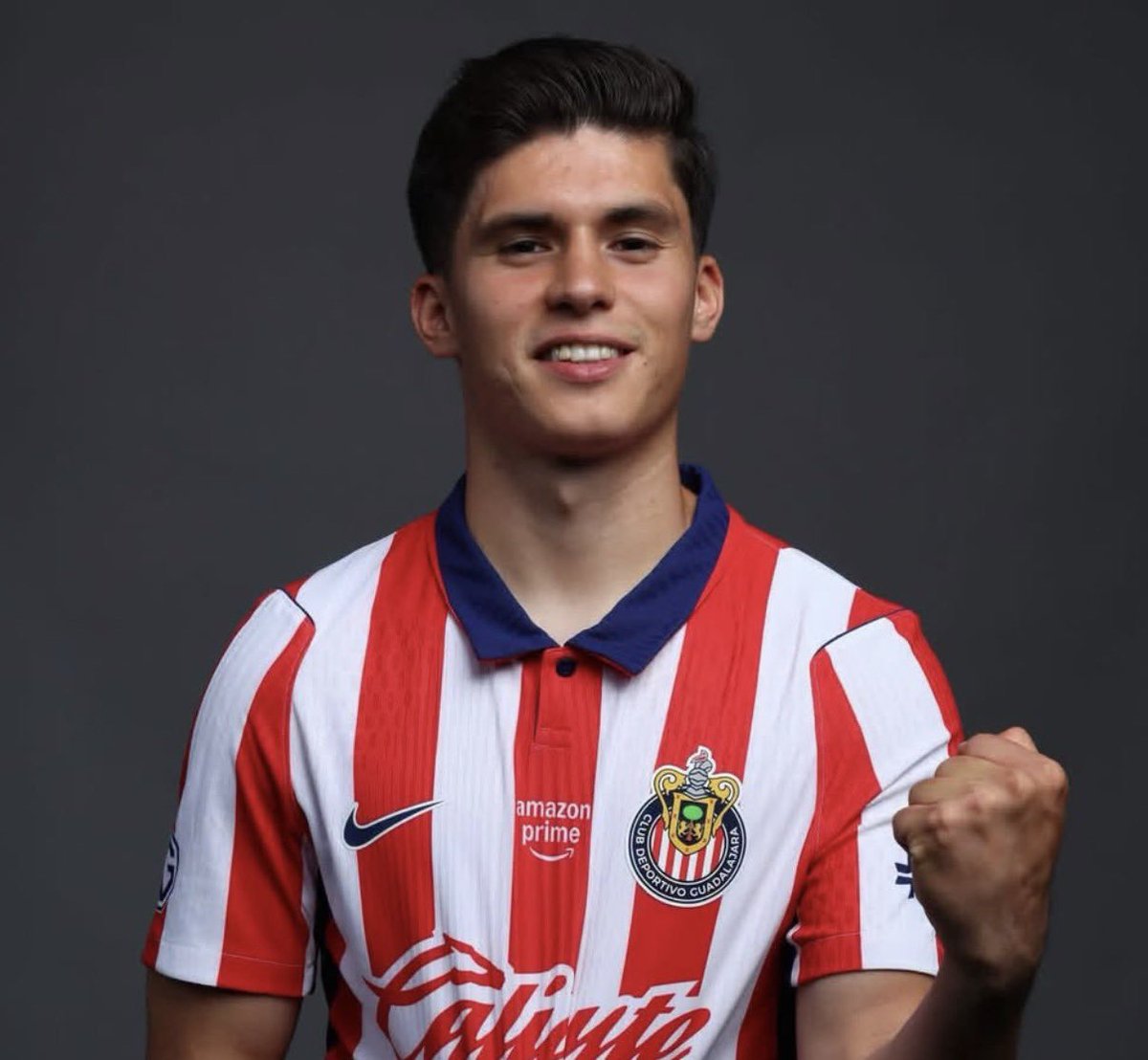 srdelgas22's tweet photo. @Chivas Más minutos para este compra #Jonathanperez https://t.co/vFUVKYxkkp
