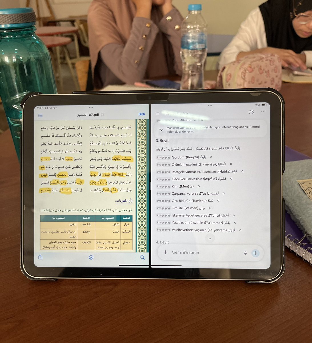rsyadyes's tweet photo. Şiir şerh ediyoruz 😌🤍 https://t.co/lr8vRlBiRi