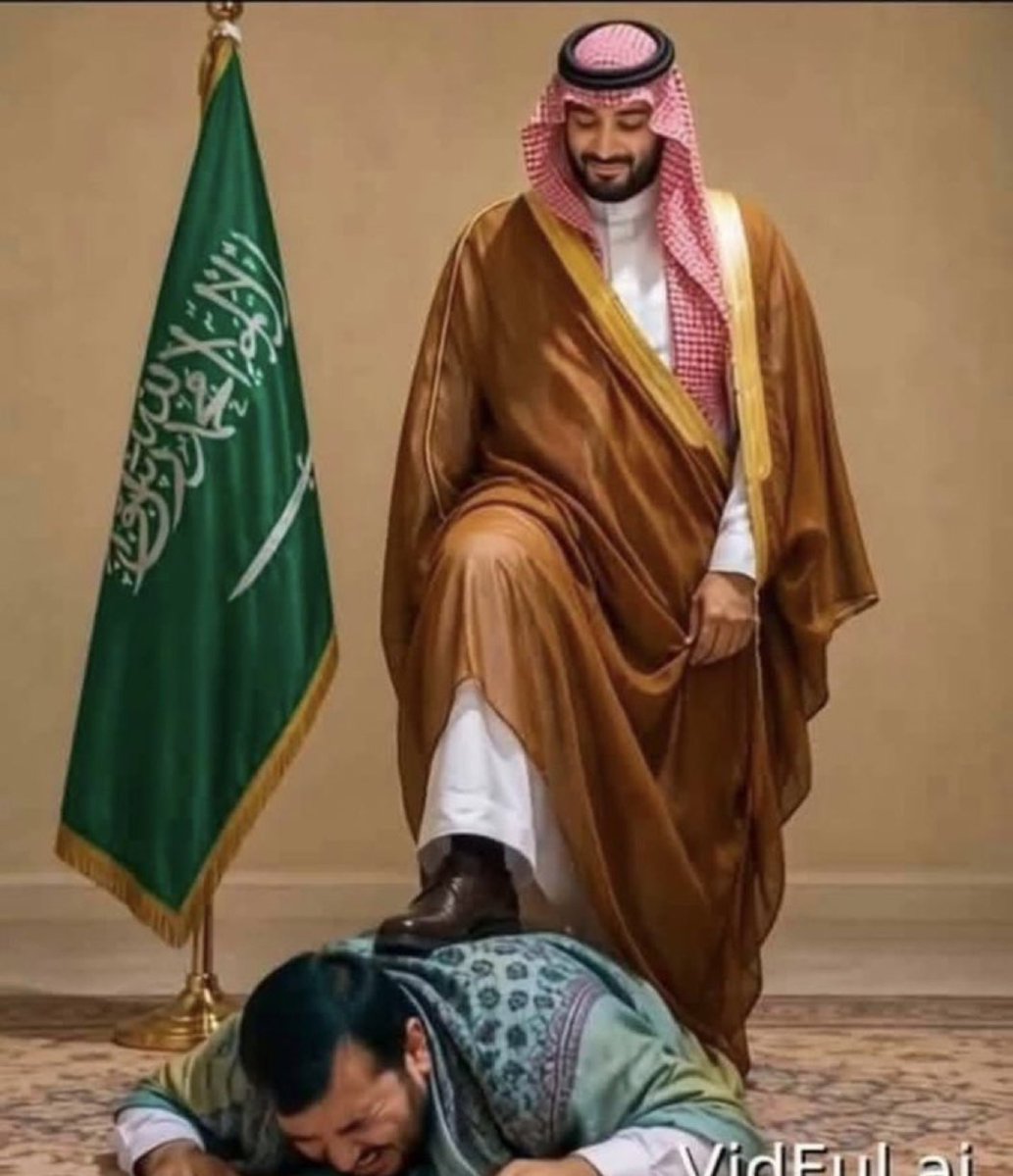 WAKhan337's tweet photo. مکہ مکرمہ ہویا مدینہ منورہ یہاں قیامت تک حکومت صرف اہل توحید کی رہیگی کسی رافضی مجوسی اہل بدعت کی نہی،پہلی بات یہ ذہن میں بٹھا لیں۔

دوسری بات مہدی ع بھی عربی اور مکی ہونگے 
عیسیٰ علیہ السلام بھی عربی ہونگے۔

آخری وقت میں ایمان سمٹ کر مدینہ میں رہ جائیگا ہاں دجّال ایران سے نکلےگا https://t.co/hbiZOiADxm