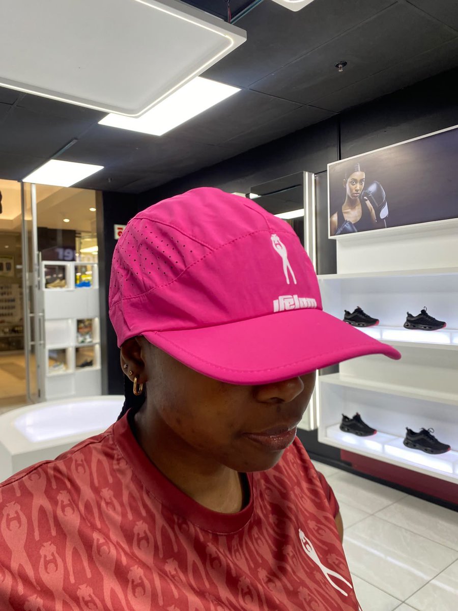 MagdelineConnie's tweet photo. @Am_Blujay @centurionmall I'm definitely rocking ifelom this
Festive Season ππ§βπππ¦π
#ifelom https://t.co/iS77URdZZc