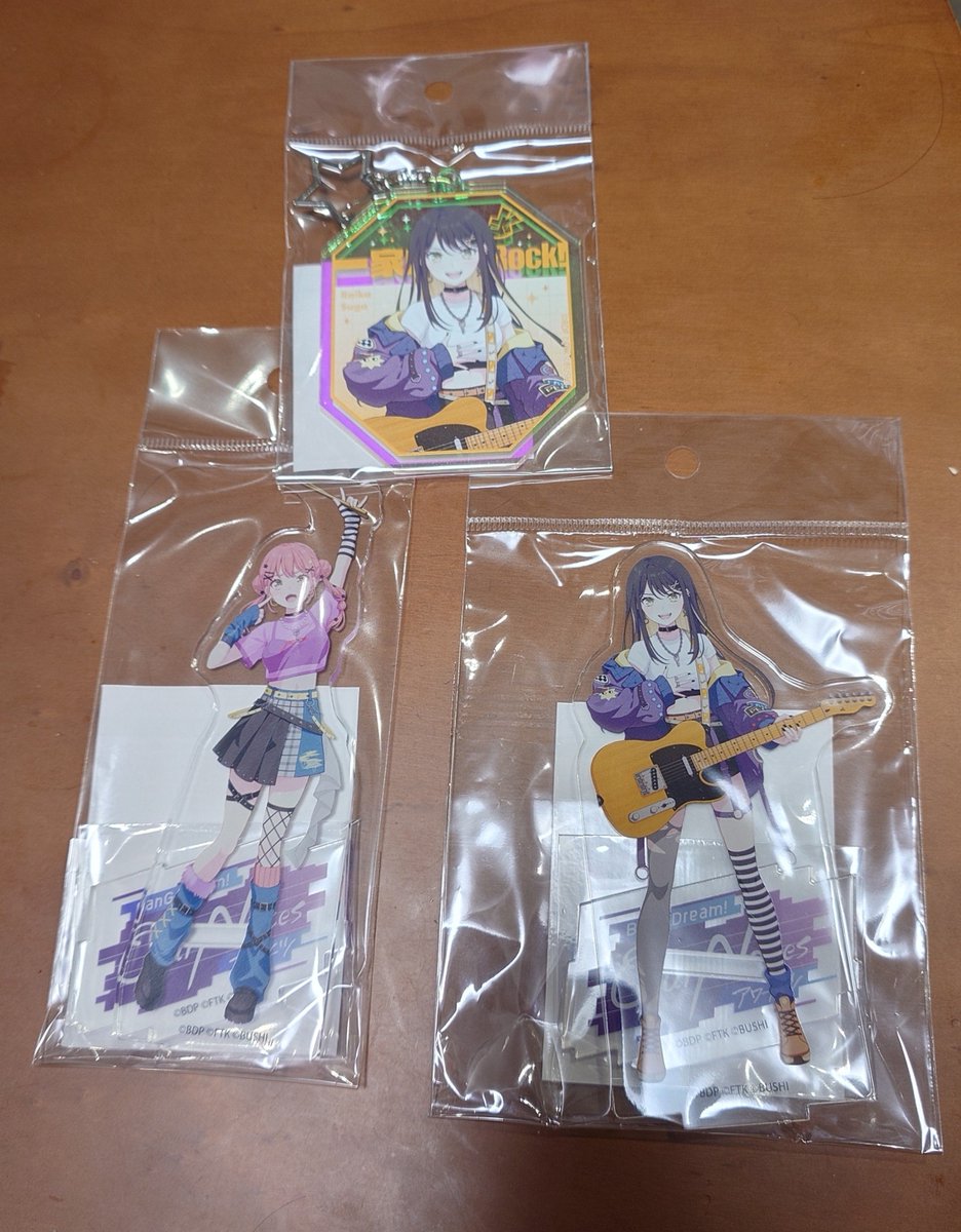 0429_Kotone's tweet photo. 秋葉原アトレで開催中のバンドリアワーノーツのグッズ買いに行ってきたけどフリー入場でささっと買えたからよかったわ😊 https://t.co/HJsHkpkC3O