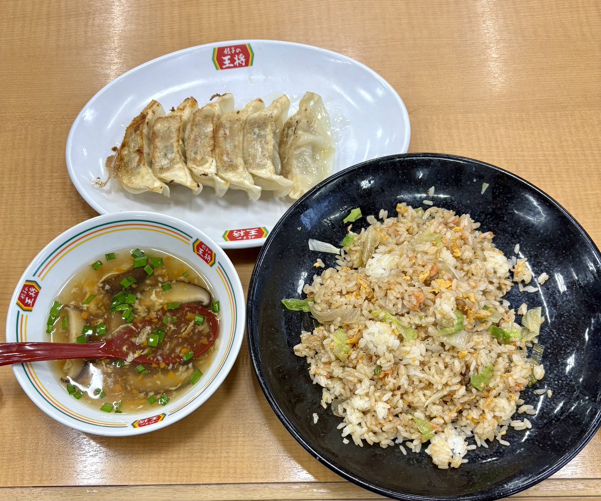 YAGIGAMI43's tweet photo. 練習後のカロリー補給！😋 https://t.co/ydvuNsjJrv