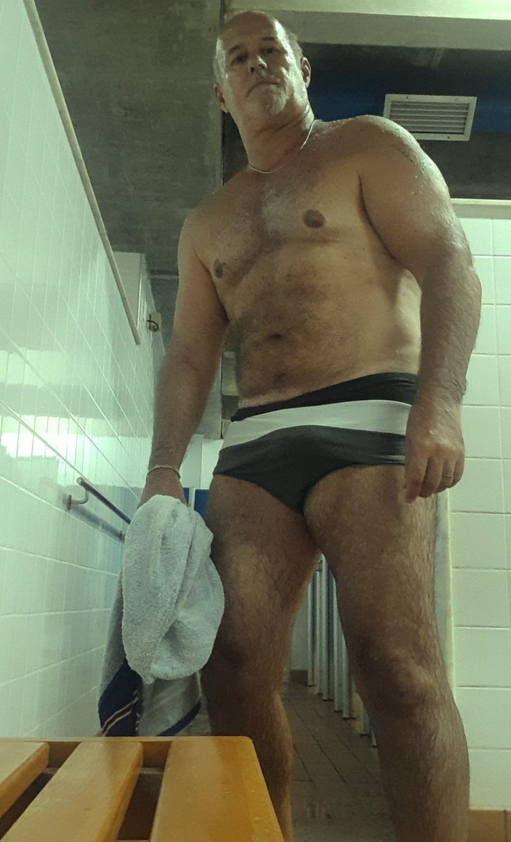 Maduroeativo1's tweet photo. Bom dia Rapaziada. 
Um gostoso domingo para todos. https://t.co/KisJBLDY09