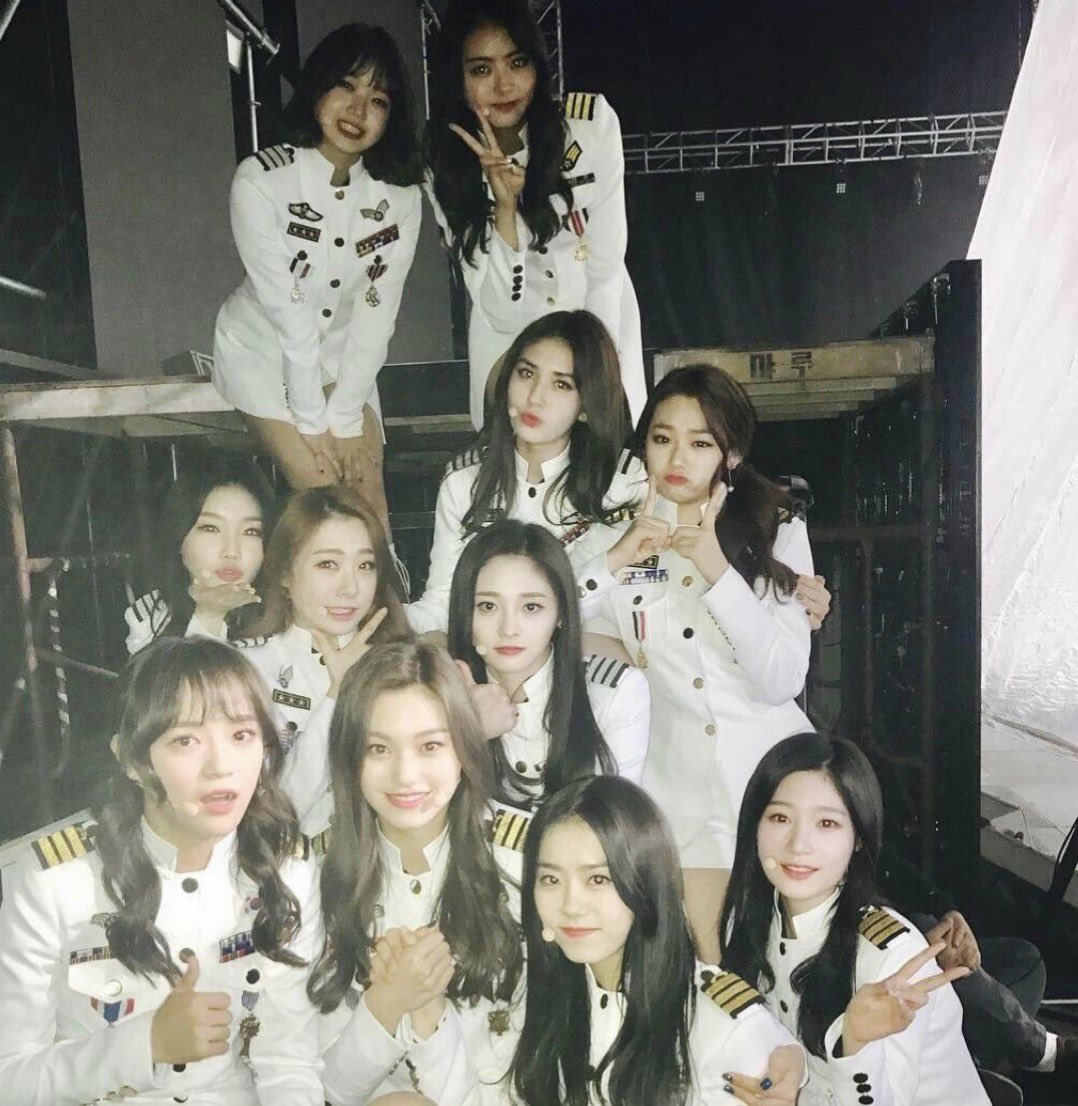 dearhaart29's tweet photo. 갤러리 탐험하다가 딱 떠버렸다.. 진짜 보고싶어 앙순이들 I.O.I 그리워하는 사람 너무 많다규..🥺🥺 
청하말대로 11명이니깐 11주년에 한번더 ㄱ? https://t.co/uf5aD3BUa2