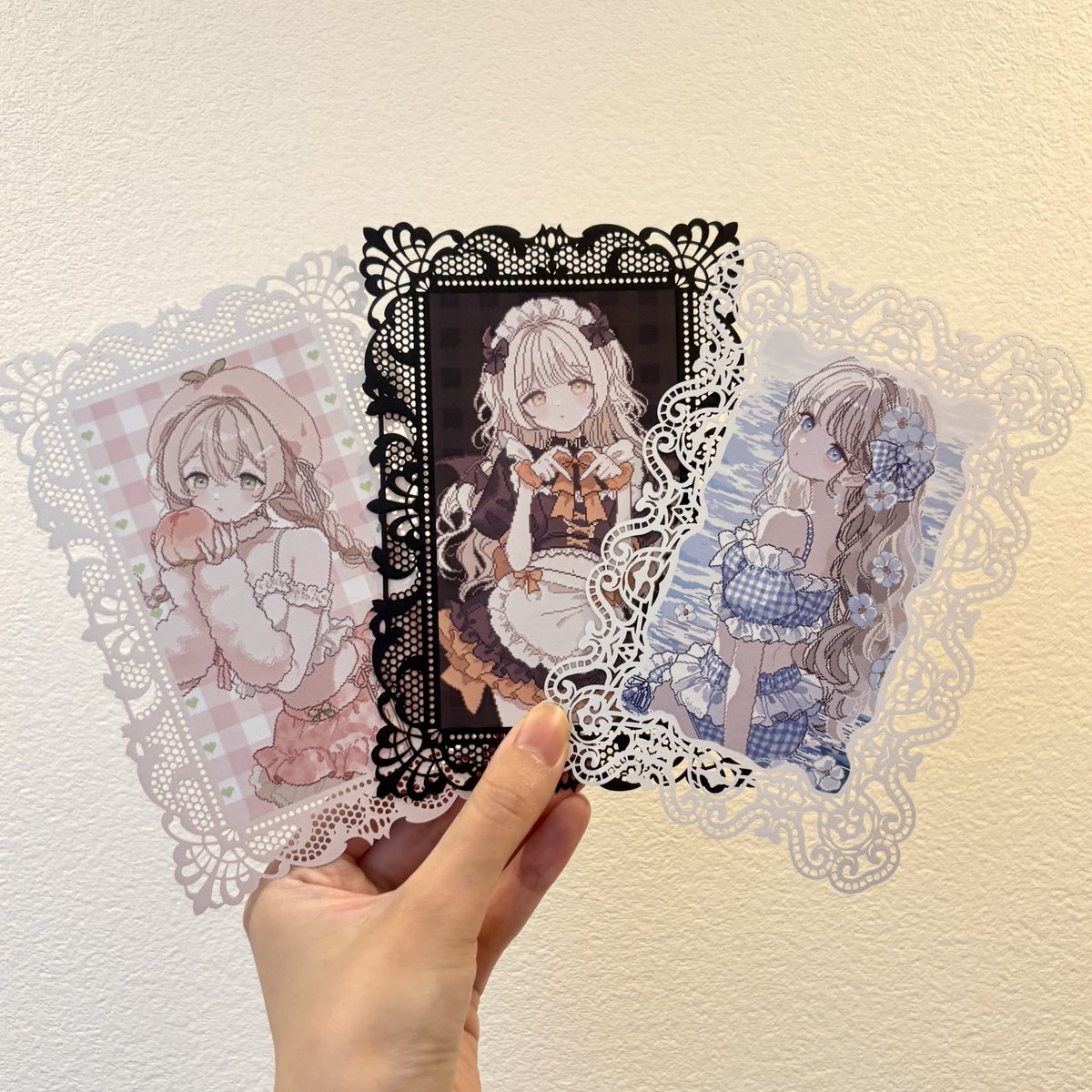 6muuu3's tweet photo. レースのポストカード！
めちゃくちゃ可愛くないですか🥹🤍
パール紙なのでキラキラもしてます✨

#PixelArtPark https://t.co/9G9VfKBk2g