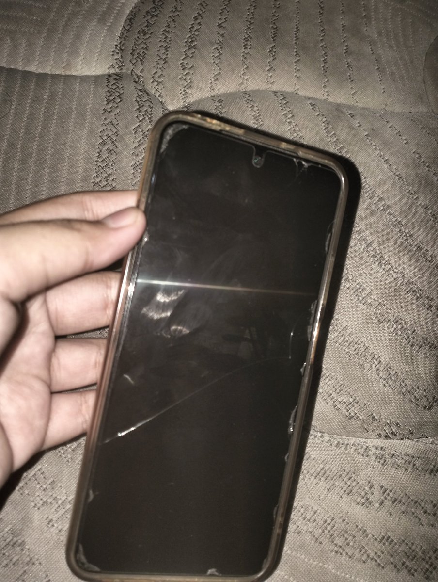kykio_4u's tweet photo. #wts hp redmi note 11 4/128gb second 
Dapet box
Dapet kabel data+case
Udh dapet tempered glass
No minus
Semuanya masih berfungsi 
ORI semua blm pernah diganti
Dom : sby
Bisa co Oren tp harus terima adm nya!

1,2jt (boleh nego tipis)

#zonauang #redminote11 https://t.co/8fyHZpEsyE