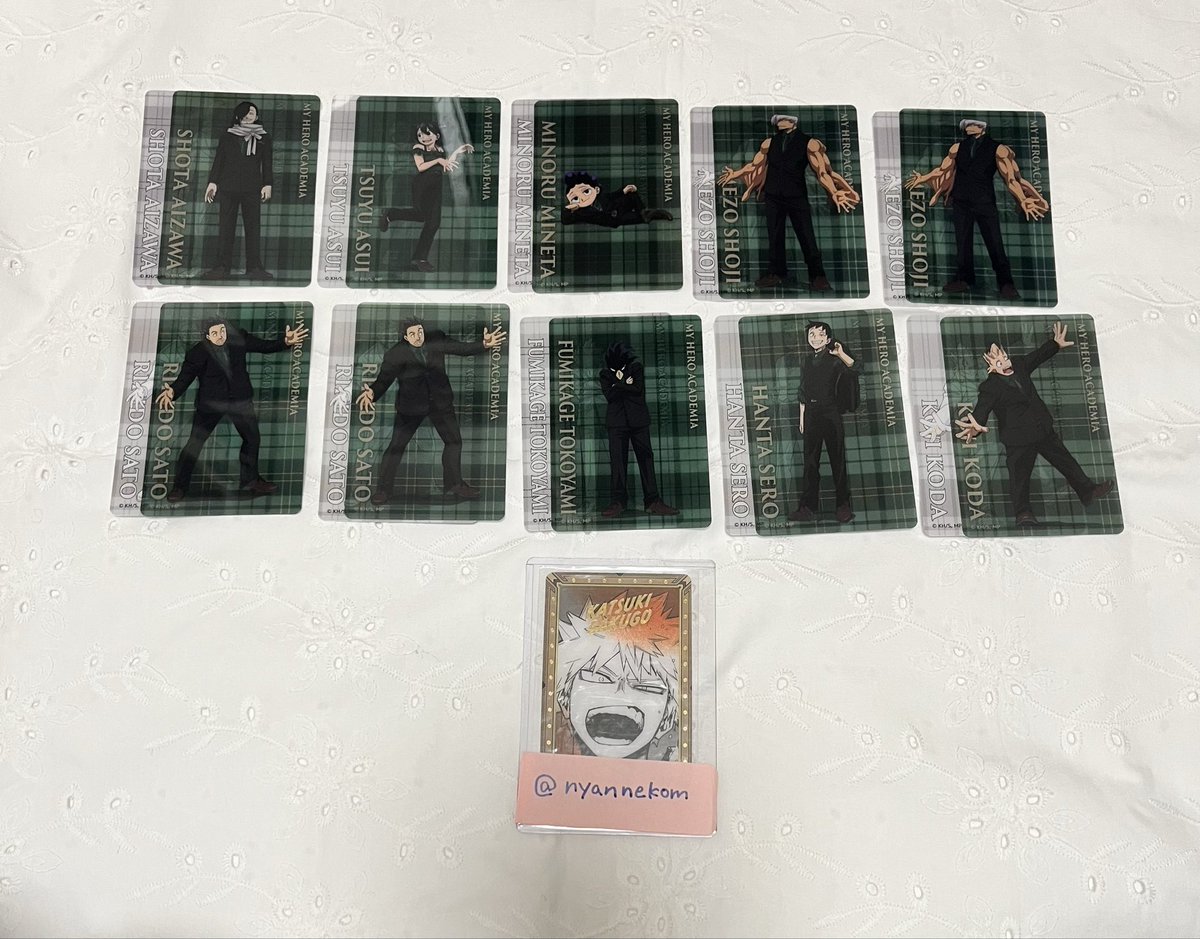 nyannekom's tweet photo. 僕のヒーローアカデミア ヒロアカ 10周年　bones store トレーディングビジュアルプレート 交換

譲：相澤 蛙吹 峰田 障子 砂藤 常闇 瀬呂 口田 もしくは買取

求：爆豪

都内手渡し可能、難しければ郵送
比率違い可⭕️ https://t.co/PkJlzO9sMs