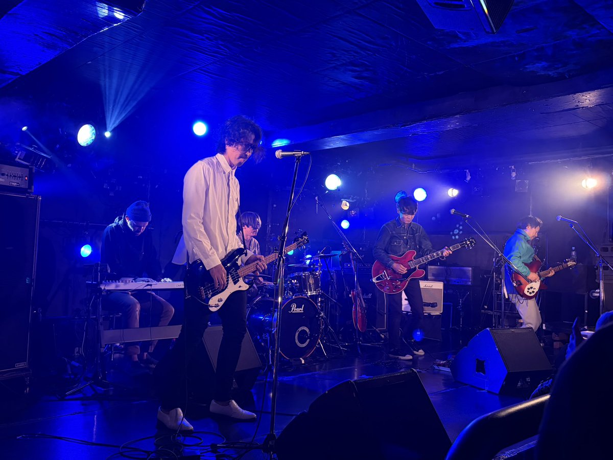 kasumidrumer's tweet photo. 昨夜はcreepsのお祝い🥂
LOOP LINE PASSENGERライブでした🥁

12年ぶりの東京ライブなのにあれだけの沢山の人が集まってくれたのは言うまでもなく、creepsのメンバーの人柄と音楽が素晴らしいということがライブを見ていても伝わってきた。
本当に本当に素敵な夜だった✨

私はcreepsが大好き。 https://t.co/euouQpEXmy