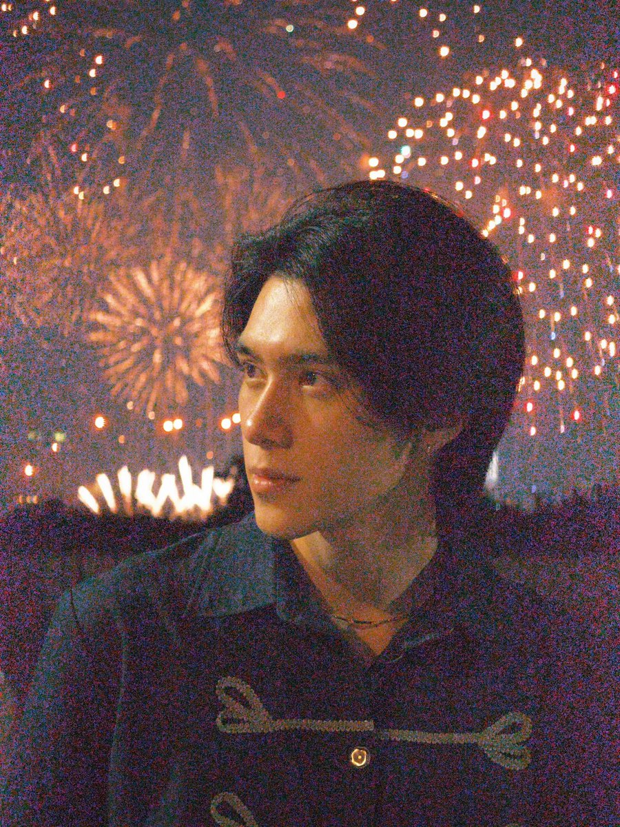 hengniderys's tweet photo. You are my
( 煙火 )
#love (. ❛ ᴗ ❛.) #wayv
#HENDERY_Thursday https://t.co/yY268S1F8T