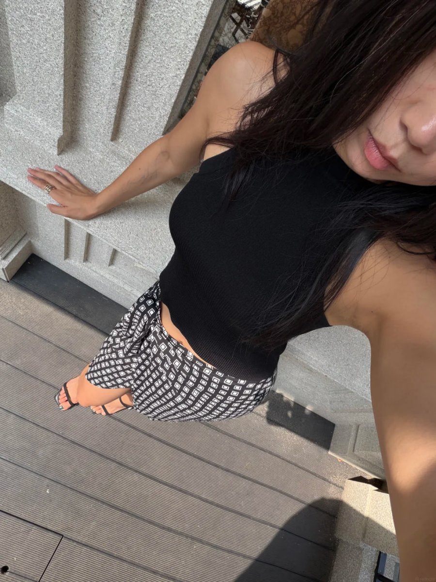 2P3u6's tweet photo. 看起来应该挺难接近的吧？其实聊两句就知懂了 https://t.co/lpMLQLktTO