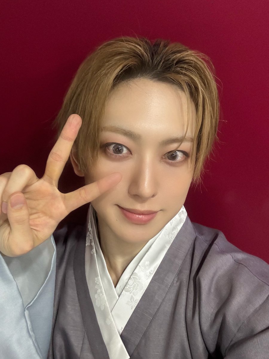 Fuma_France's tweet photo. {WEVERSE 19.09.2026} 

Good Boy~ 🖤

#andTEAM #MarkonMe #FUMA #후마 #앤팀 https://t.co/vDbIG2TQcR