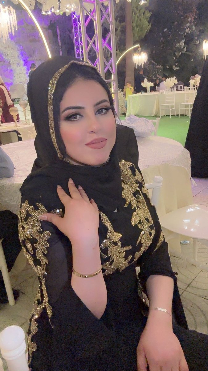 Maramgnzs's tweet photo. طب ليه بيقولوا اللون ده كئيب😂🖤 https://t.co/XIlyMgE82w
