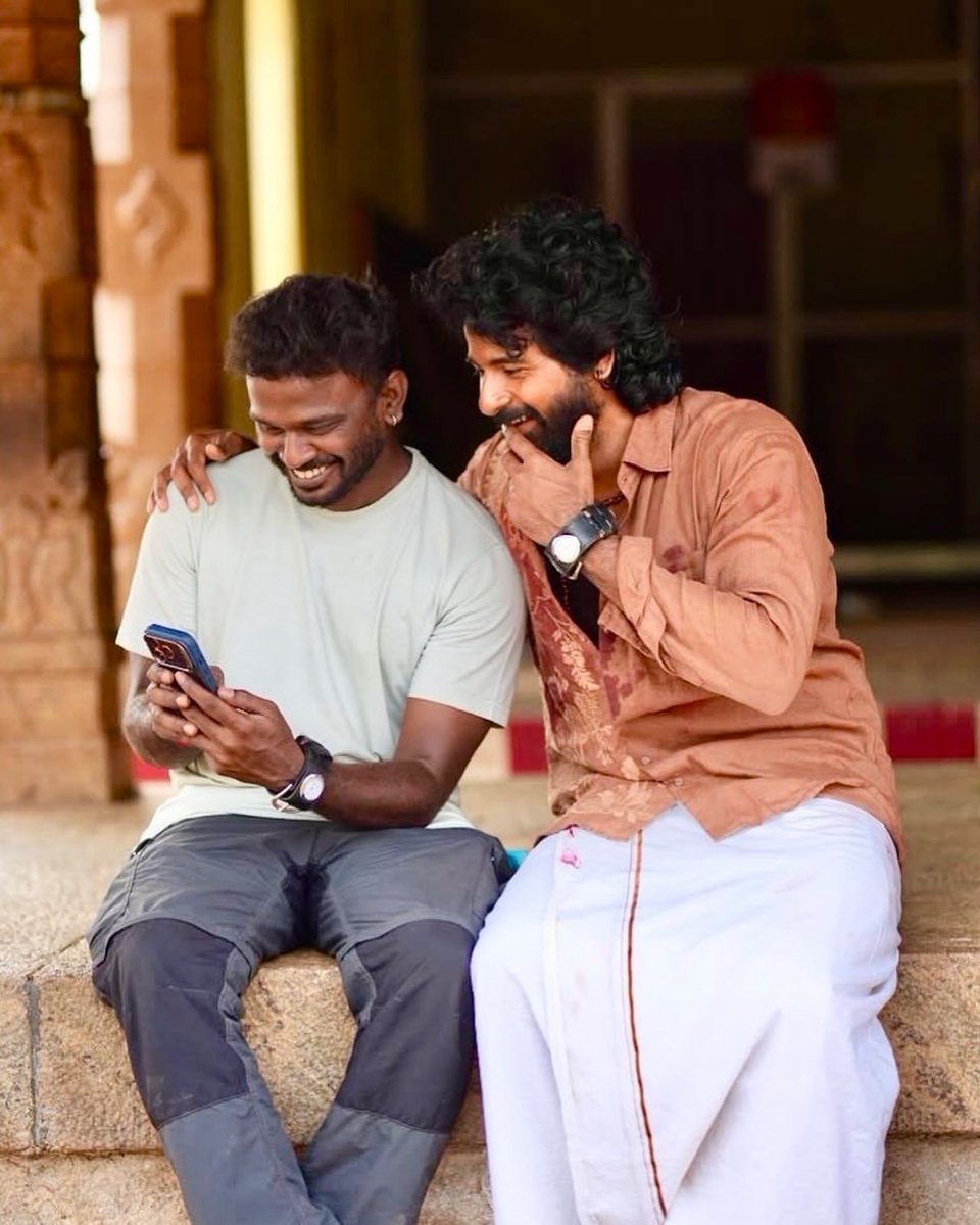 im_avi_nash_'s tweet photo. Shoot will be over only by dec
Post production need few more months there is no connection btw seyon and dharman release plans RKFI didn't wanna add pressure on Sivakumar by locking a date sk fans no use of getting frustrated

#Seyon will satisfy everyset of audience 🦚 https://t.co/Chs1i2vaOg